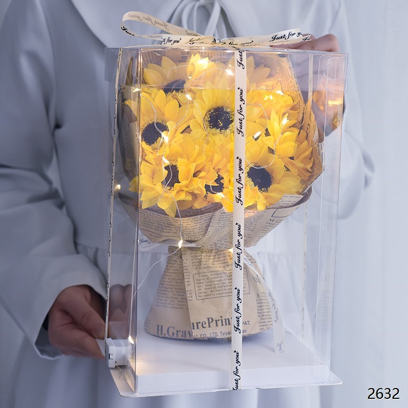 8朵向日葵+蛋糕礼盒